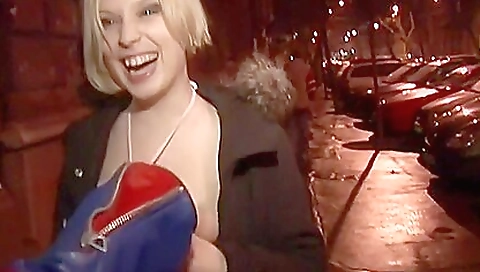 Blonde with a tattooed ass is enjoying a big cock outdoors