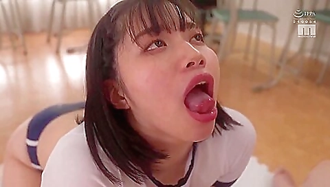 Japanese slut with a nice body getting a promotion