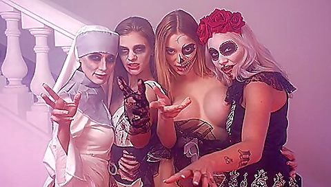 Gorgeous blonde gets a handjob and a gangbang porn clip