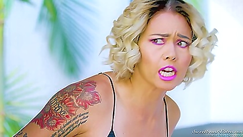 Blonde milf enjoys her lesbian husband with her big booty