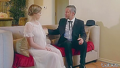 Brunette in high heels is getting fucked in the looophole