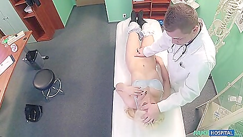 Shy patient wants to be in the bathroom and starts to have intercourse