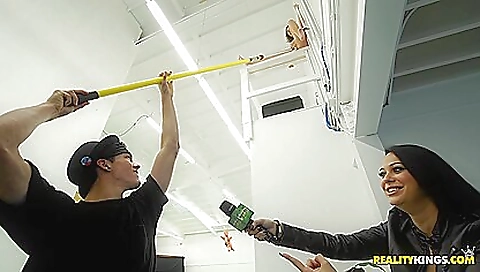 Amateur brunette with a nice round ass and tits is toyed